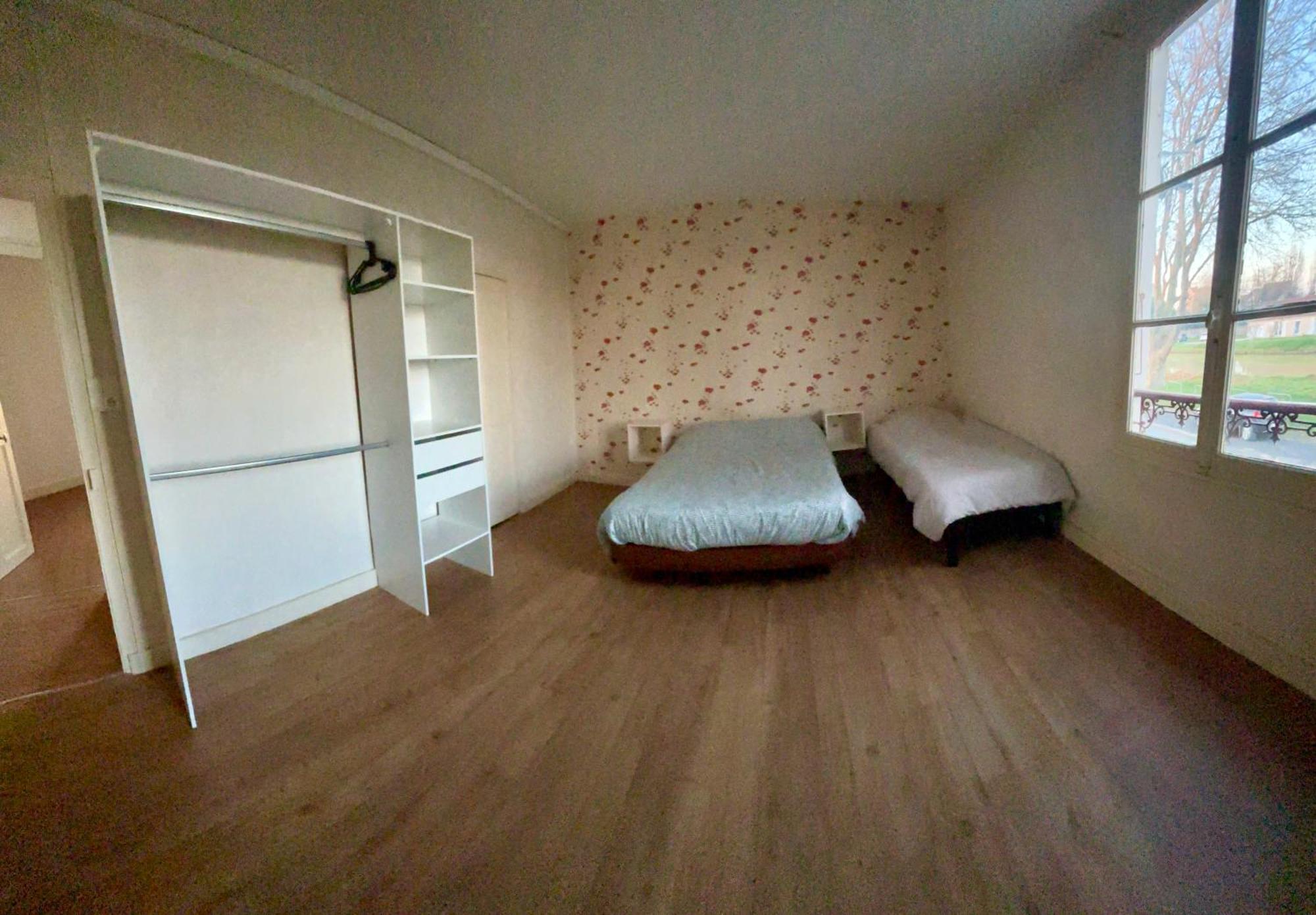 Agreable Maison De Ville Avec Jardin 圣迪济耶 外观 照片